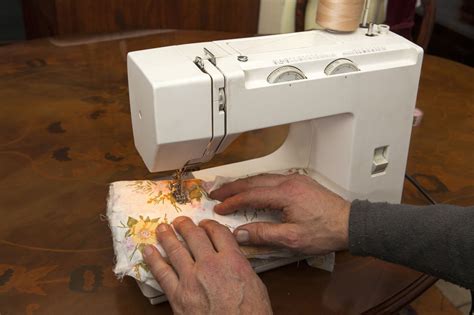 Whether you are a professional seamstress or an occasional hobbyist, a sewing machine is an essential tool that helps bring your creative ideas to life. However, like any other mec...